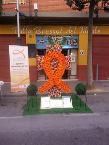 cruz de mayo solidaria falla Bressol del Moble